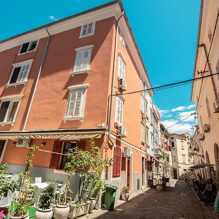 Frankie Apartment Piran