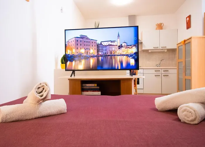 Апартаменты Frankie Пиран